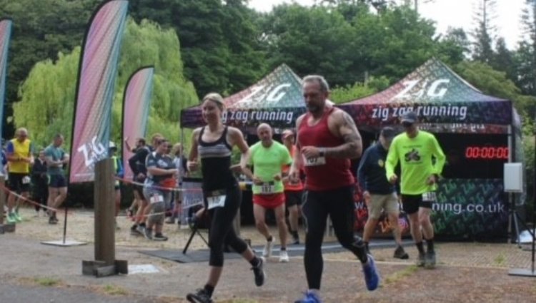 Zig Zag Running, ZigZag - Bauble Bimble - online entry by EventEntry